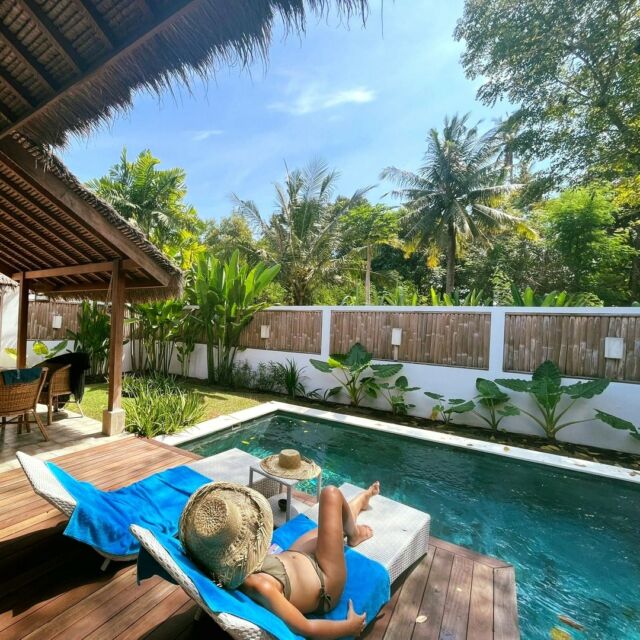 In Villa Saia Gili Air, we often wonder what your day looks like. 🌴💙🥥☀😎lombok#gilis#snorkellingwithturtles#villasaia#privatevilla#villawithswimmingpool# #villaontropicalisland#stayingongiliair#loveisongiliair#privatevillabali#privatevillalombok#summerholidays#carfreeisland#balitrip#lomboktrip#scubadivingindonesia#incredibleindonesia
